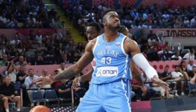 勒布朗·詹姆斯：湖人传奇未老，退役传闻不攻自破